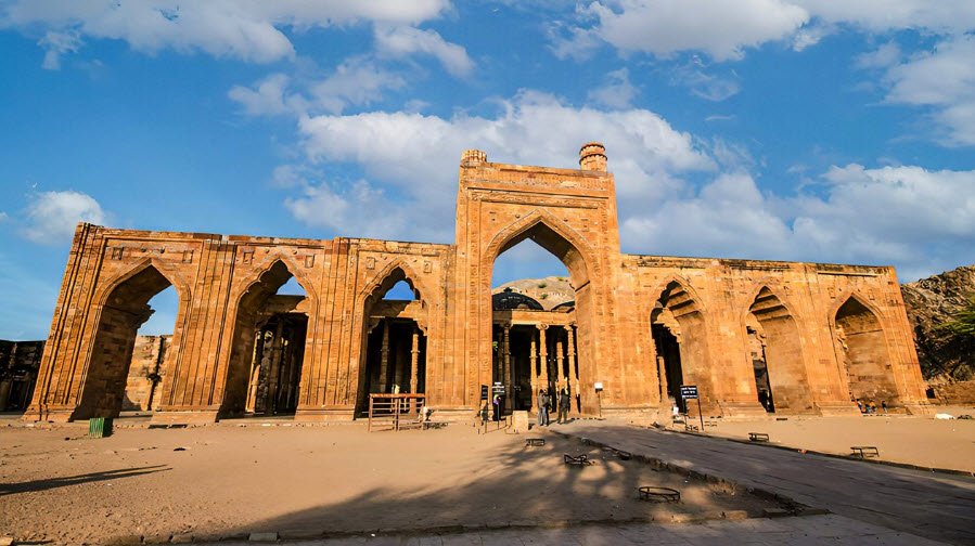 Adhai Din Ka Jhonpra, Ajmer, Rajasthan - Vushii.com Adhai Din Ka Jhonpra, Ajmer, Rajasthan - Vushii.com